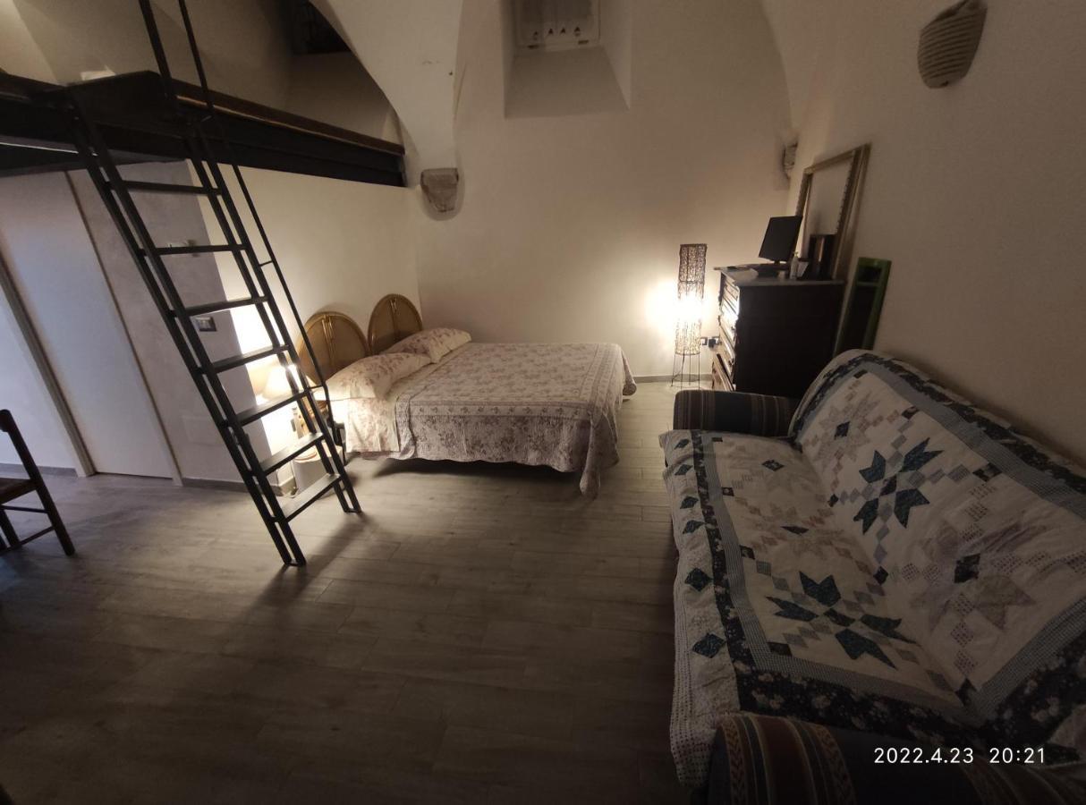 99 Apartment *